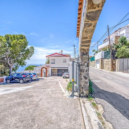 Beachfront In Platja Almadrava Apartment *