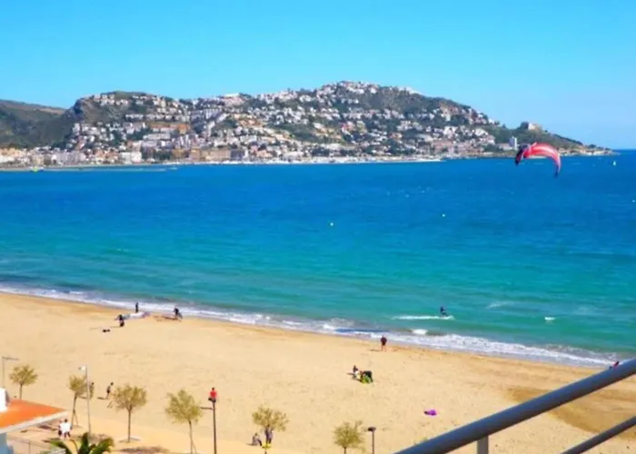 Beachfront In Platja Almadrava Appartamento